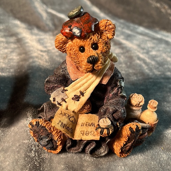 VTG Boyd’s Bears - Picture 3 of 6